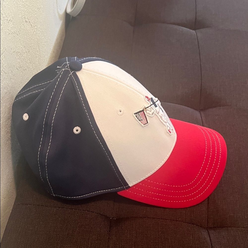 #1063+Unisex Red and White Baseball Cap W/ Embroidered Design - Picture 4 of 8